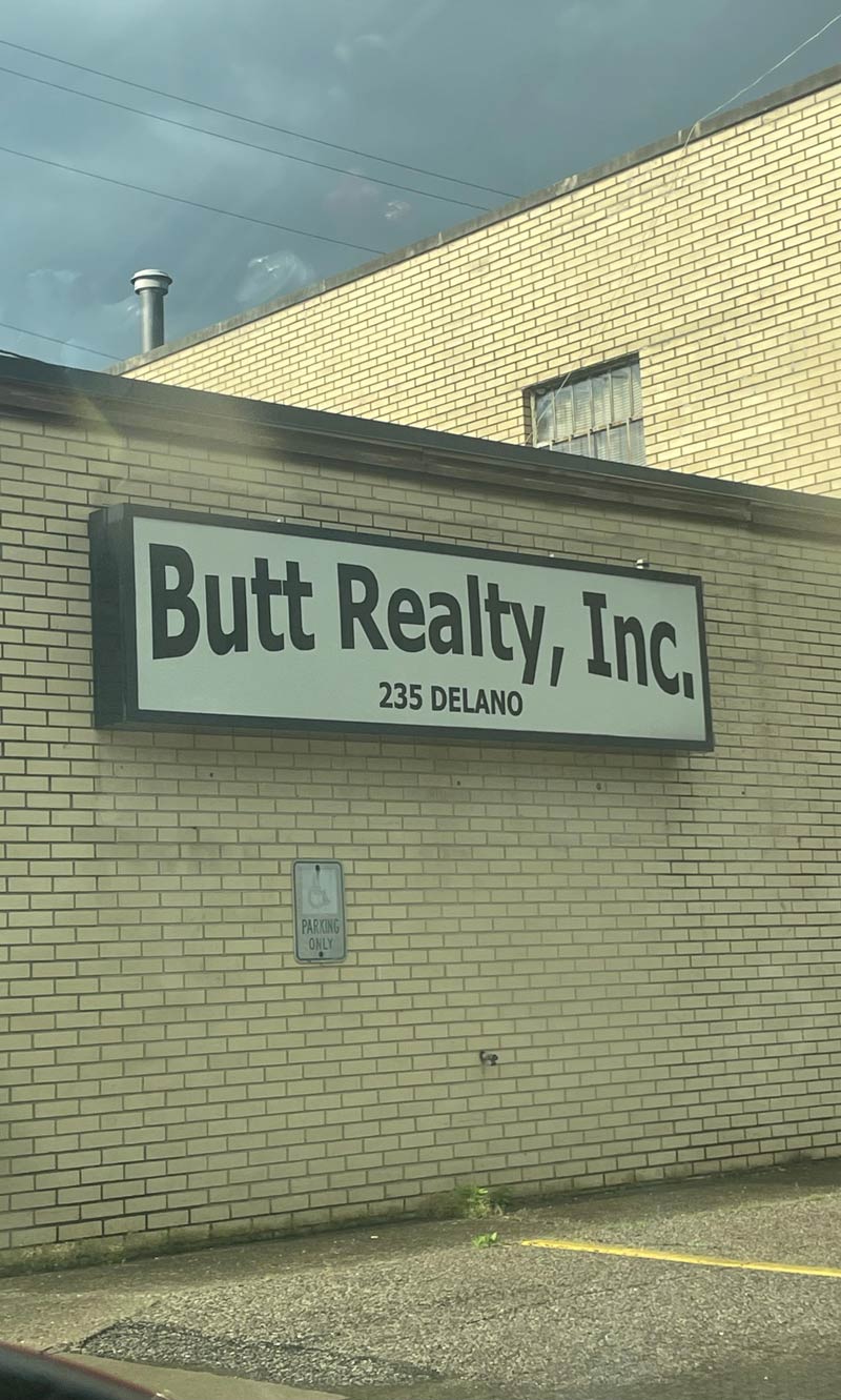 Husband and I spotted this on the way back home from his grandma’s house