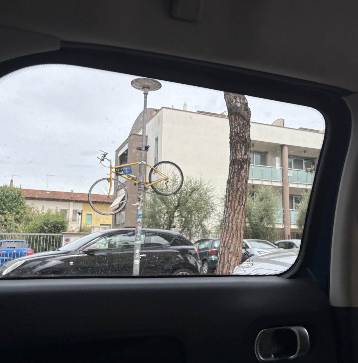 Can’t park there mate