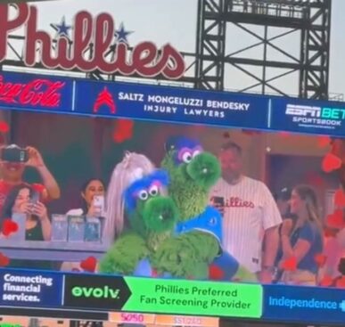 Phillies Mascots Coldplay Kiss Cam