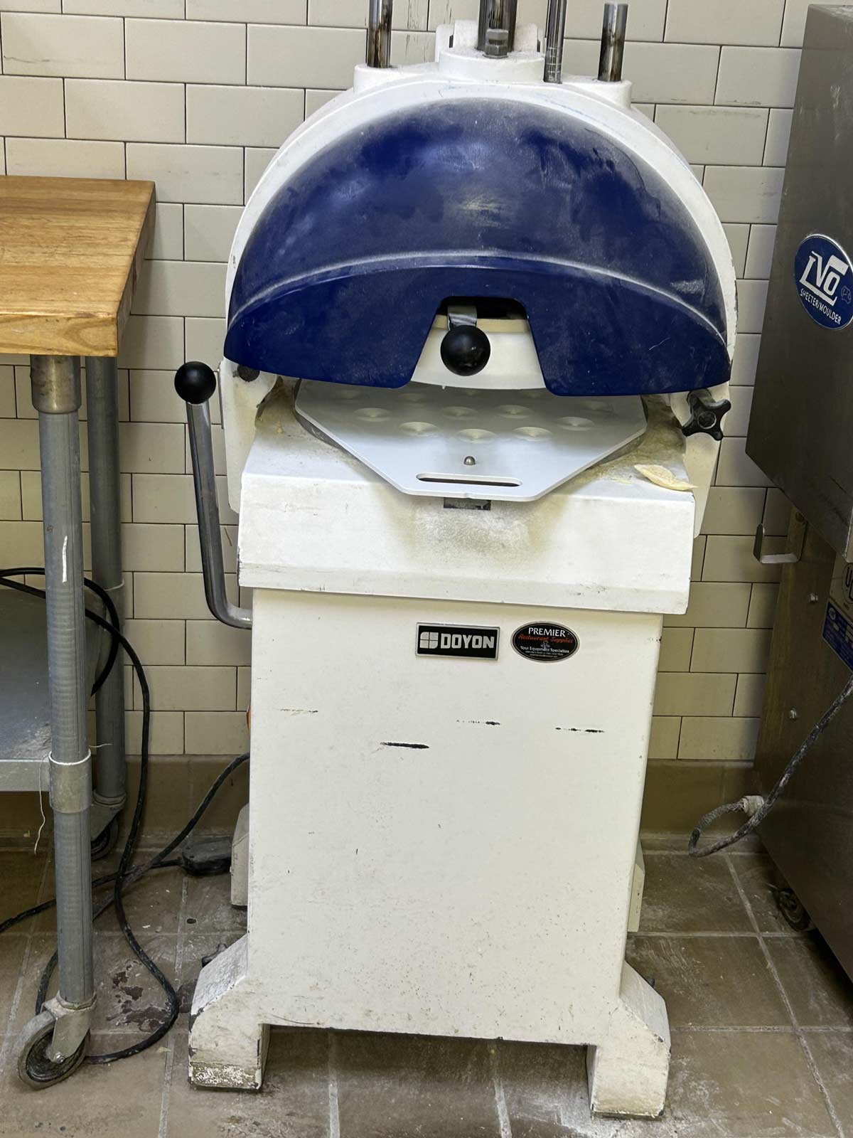 These are rough times for this R2 Unit