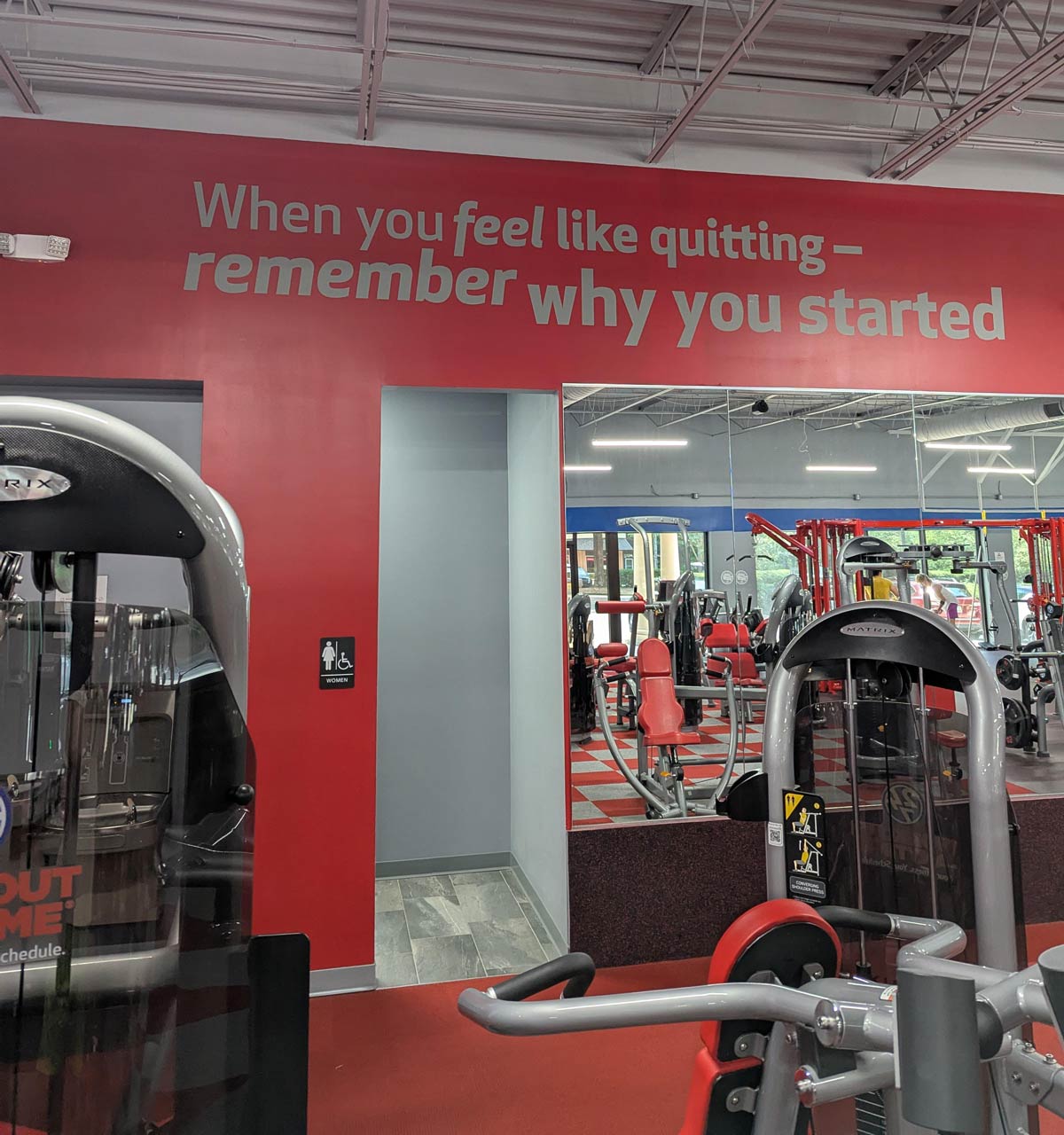https://www.reddit.com/r/funny/comments/1lsfxfi/maybe_the_gym_isnt_the_best_sanctuary_for/